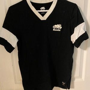 V-neck Roots T-shirt - black and white - Women’s S